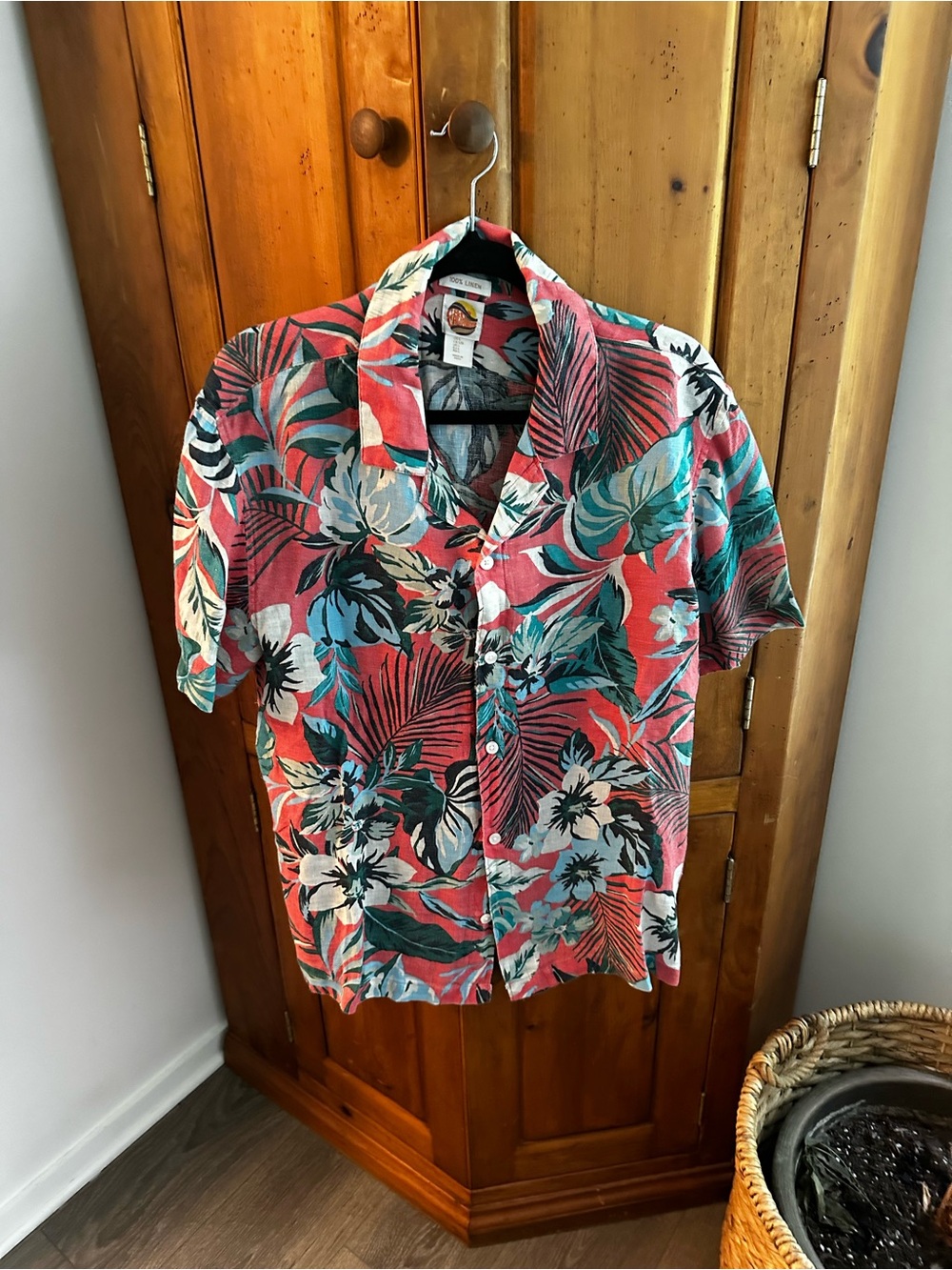 C&C California Tropical Floral Short-Sleeve Button-Up Linen Shirt